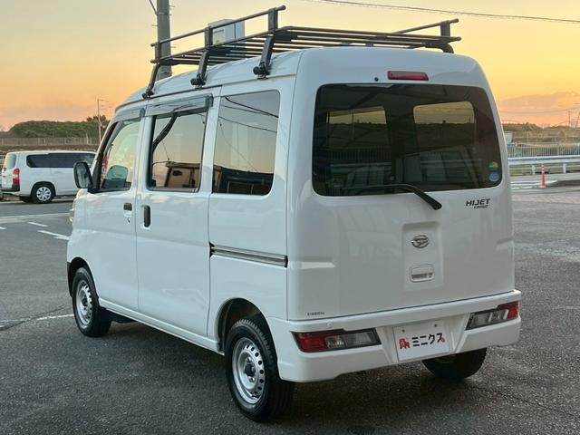 ハイゼットカーゴ スペシャルＳＡＩＩＩ　アイドリングストップ　運転席助手席エアバック　ＡＢＳ　衝突被害軽減ブレーキ　横滑り防止装置　オートマチックビーム　エアコン　パワーステアリング　ドライブレコーダー　ＥＴＣ　パワーウィンドウ　キーレス（67枚目）
