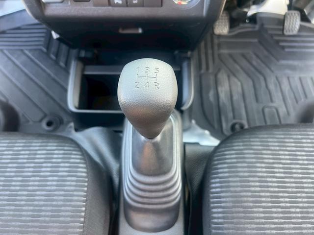 ハイゼットトラック エクストラ　宅配車　配送車　幌付車　アルミパネル　５ＭＴ　アルパインディスプレイオーディオ　Ｂカメラ　衝突軽減　ドラレコ　ＥＴＣ　ＰＷ　スマートキー　ＬＥＤヘッドランプ　４ＷＤ　禁煙車　Ｂｌｕｅｔｏｏｔｈ（20枚目）