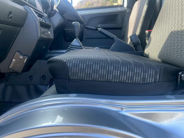 ハイゼットトラック エクストラ　宅配車　配送車　幌付車　アルミパネル　５ＭＴ　アルパインディスプレイオーディオ　Ｂカメラ　衝突軽減　ドラレコ　ＥＴＣ　ＰＷ　スマートキー　ＬＥＤヘッドランプ　４ＷＤ　禁煙車　Ｂｌｕｅｔｏｏｔｈ（30枚目）