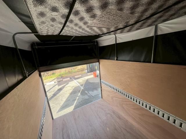 ハイゼットトラック エクストラ　宅配車　配送車　幌付車　アルミパネル　５ＭＴ　アルパインディスプレイオーディオ　Ｂカメラ　衝突軽減　ドラレコ　ＥＴＣ　ＰＷ　スマートキー　ＬＥＤヘッドランプ　４ＷＤ　禁煙車　Ｂｌｕｅｔｏｏｔｈ（71枚目）