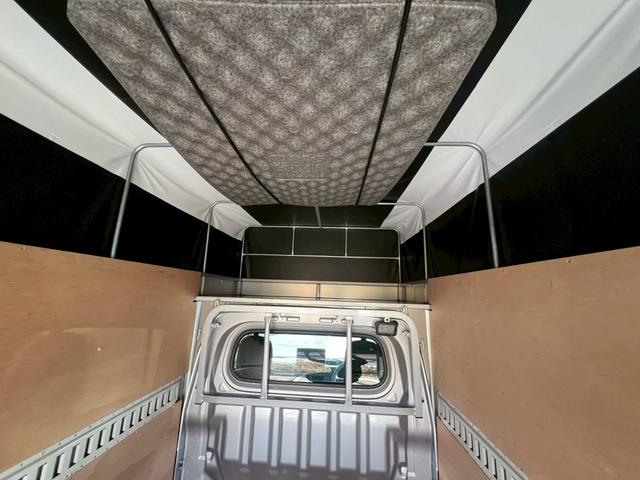 ハイゼットトラック エクストラ　宅配車　配送車　幌付車　アルミパネル　５ＭＴ　アルパインディスプレイオーディオ　Ｂカメラ　衝突軽減　ドラレコ　ＥＴＣ　ＰＷ　スマートキー　ＬＥＤヘッドランプ　４ＷＤ　禁煙車　Ｂｌｕｅｔｏｏｔｈ（72枚目）
