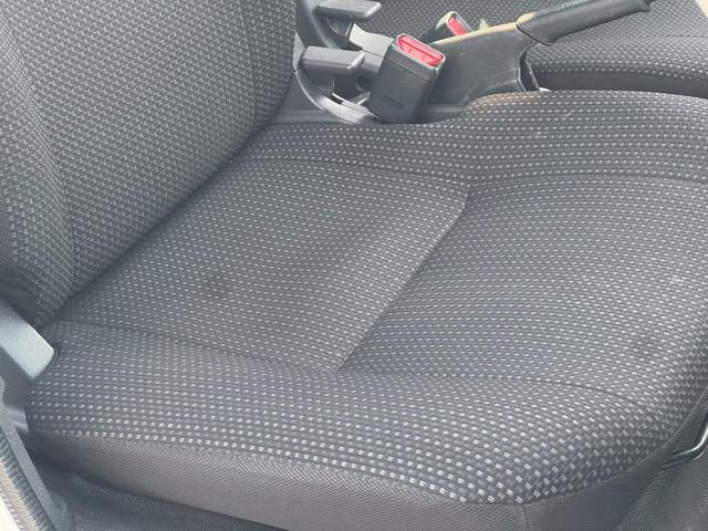 ハイゼットカーゴ 　ＥＴＣ・パワーウインドウ・キーレス・４ＷＤ・運転席エアバック・助手席エアバック・アイドリングストップ・ＡＢＳ・衝突軽減ブレーキ・横滑り防止装置・オートマチックハイビーム・エアコン・クーラー・パワステ・（22枚目）