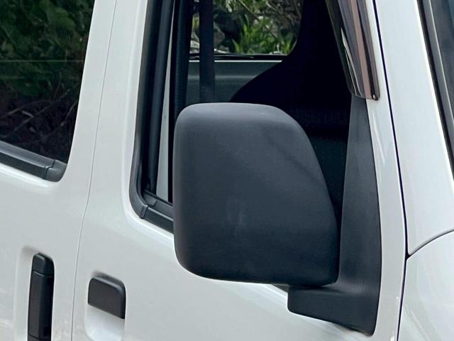 ハイゼットカーゴ 　ＥＴＣ・パワーウインドウ・キーレス・４ＷＤ・運転席エアバック・助手席エアバック・アイドリングストップ・ＡＢＳ・衝突軽減ブレーキ・横滑り防止装置・オートマチックハイビーム・エアコン・クーラー・パワステ・（39枚目）