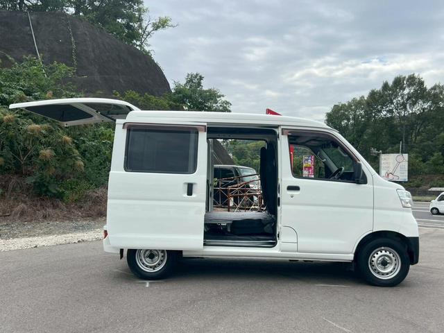 ハイゼットカーゴ 　ＥＴＣ・パワーウインドウ・キーレス・４ＷＤ・運転席エアバック・助手席エアバック・アイドリングストップ・ＡＢＳ・衝突軽減ブレーキ・横滑り防止装置・オートマチックハイビーム・エアコン・クーラー・パワステ・（66枚目）