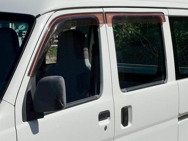 ハイゼットカーゴ スペシャル　運転席エアバック・助手席エアバック・エアコン・クーラー・パワステ・両側スライドドア・純正ラジオ・シガーライター・ヘッドライトレペライザー・フロアマット・ドアバイザー・スペアタイヤ・軽バン・４ＡＴ（34枚目）