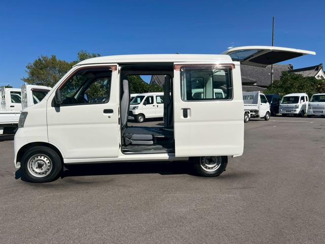 ハイゼットカーゴ スペシャル　運転席エアバック・助手席エアバック・エアコン・クーラー・パワステ・両側スライドドア・純正ラジオ・シガーライター・ヘッドライトレペライザー・フロアマット・ドアバイザー・スペアタイヤ・軽バン・４ＡＴ（59枚目）