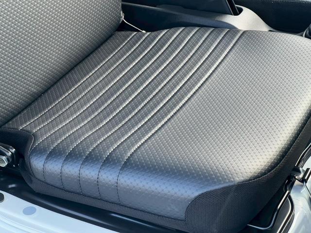 ハイゼットトラック スタンダード アイドリングストップ・運転席・助手席エアバック・ABS・横滑り防止・障害物センサー・エアコン・クーラー・パワステ・禁煙車・純正ラジオ・12V電源ソケット・ヘッドライトレベライザー・スペアタイヤ(11枚目)