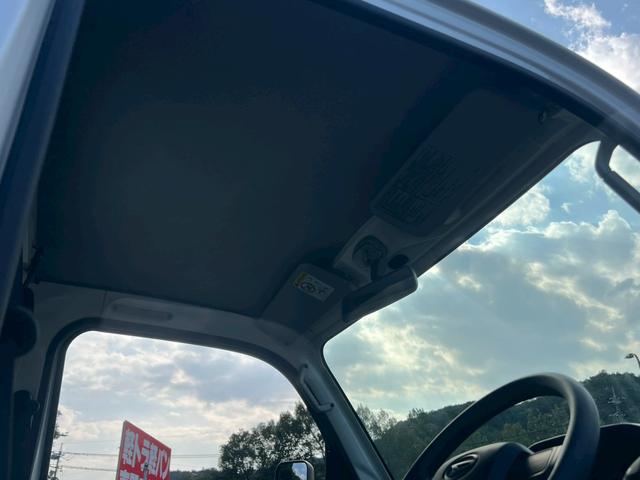 ハイゼットトラック スタンダード アイドリングストップ・運転席・助手席エアバック・ABS・横滑り防止・障害物センサー・エアコン・クーラー・パワステ・禁煙車・純正ラジオ・12V電源ソケット・ヘッドライトレベライザー・スペアタイヤ(17枚目)