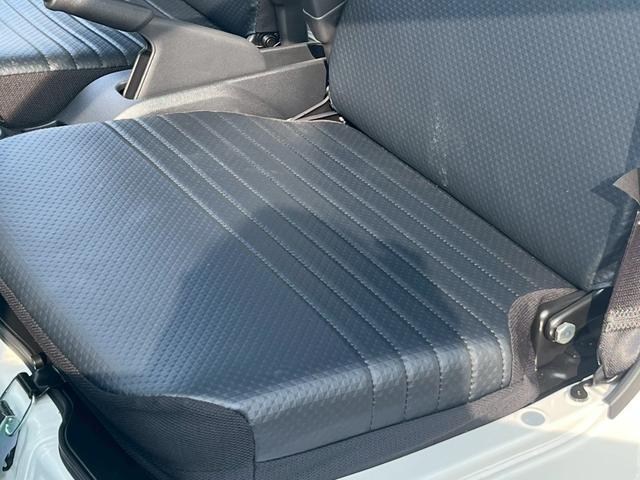 ハイゼットトラック スタンダード アイドリングストップ・運転席・助手席エアバック・ABS・横滑り防止・障害物センサー・エアコン・クーラー・パワステ・禁煙車・純正ラジオ・12V電源ソケット・ヘッドライトレベライザー・スペアタイヤ(22枚目)