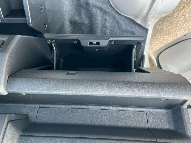 ハイゼットトラック スタンダード アイドリングストップ・運転席・助手席エアバック・ABS・横滑り防止・障害物センサー・エアコン・クーラー・パワステ・禁煙車・純正ラジオ・12V電源ソケット・ヘッドライトレベライザー・スペアタイヤ(25枚目)