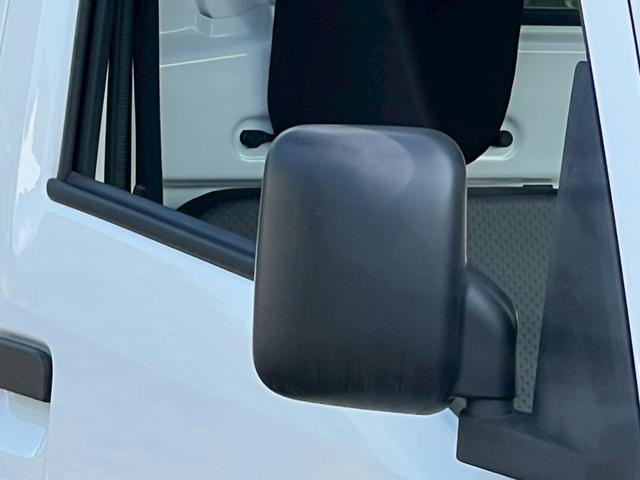 ハイゼットトラック スタンダード アイドリングストップ・運転席・助手席エアバック・ABS・横滑り防止・障害物センサー・エアコン・クーラー・パワステ・禁煙車・純正ラジオ・12V電源ソケット・ヘッドライトレベライザー・スペアタイヤ(33枚目)