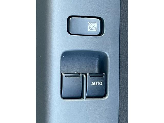 キャリイトラック KCエアコン・パワステ農繁仕様 運転席エアバック・助手席エアバック・ABS・横滑り防止装置・エアコン・クーラー・パワステ・パワーウィンドウ・キーレス・4WD・禁煙車・アオリプロテクター・トリイプロテクター・荷台ランプ・純正ラジオ(2枚目)