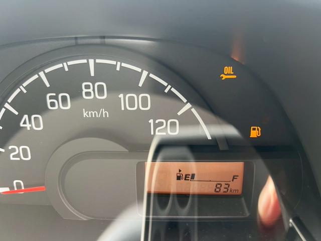 キャリイトラック KCエアコン・パワステ農繁仕様 運転席エアバック・助手席エアバック・ABS・横滑り防止装置・エアコン・クーラー・パワステ・パワーウィンドウ・キーレス・4WD・禁煙車・アオリプロテクター・トリイプロテクター・荷台ランプ・純正ラジオ(16枚目)