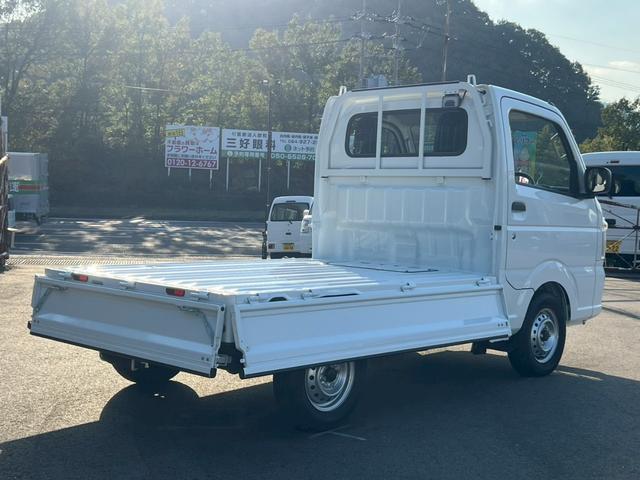 キャリイトラック KCエアコン・パワステ農繁仕様 運転席エアバック・助手席エアバック・ABS・横滑り防止装置・エアコン・クーラー・パワステ・パワーウィンドウ・キーレス・4WD・禁煙車・アオリプロテクター・トリイプロテクター・荷台ランプ・純正ラジオ(61枚目)