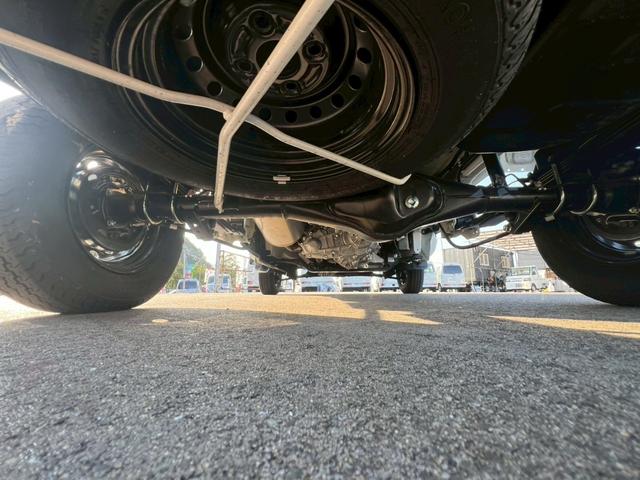 キャリイトラック KCエアコン・パワステ農繁仕様 運転席エアバック・助手席エアバック・ABS・横滑り防止装置・エアコン・クーラー・パワステ・パワーウィンドウ・キーレス・4WD・禁煙車・アオリプロテクター・トリイプロテクター・荷台ランプ・純正ラジオ(74枚目)