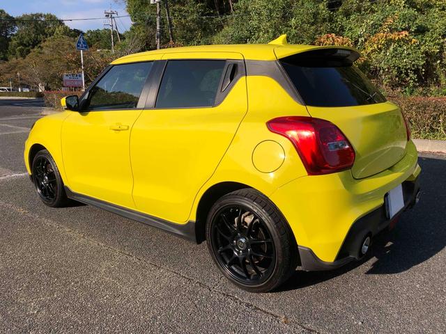 スイフトスポーツ ベースグレード　６速　グレッディ　エアインクスキット　外品ラジエター　１７インチホイールエンケイＰＦ０１　ドライブレコーダー　ＥＴＣ　ナビ　ＴＶ　　衝突被害軽減システムＬＥＤヘッドランプ　スマートキー　シートヒーター（14枚目）