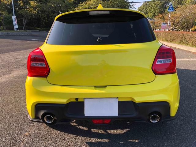 スイフトスポーツ ベースグレード　６速　グレッディ　エアインクスキット　外品ラジエター　１７インチホイールエンケイＰＦ０１　ドライブレコーダー　ＥＴＣ　ナビ　ＴＶ　　衝突被害軽減システムＬＥＤヘッドランプ　スマートキー　シートヒーター（15枚目）