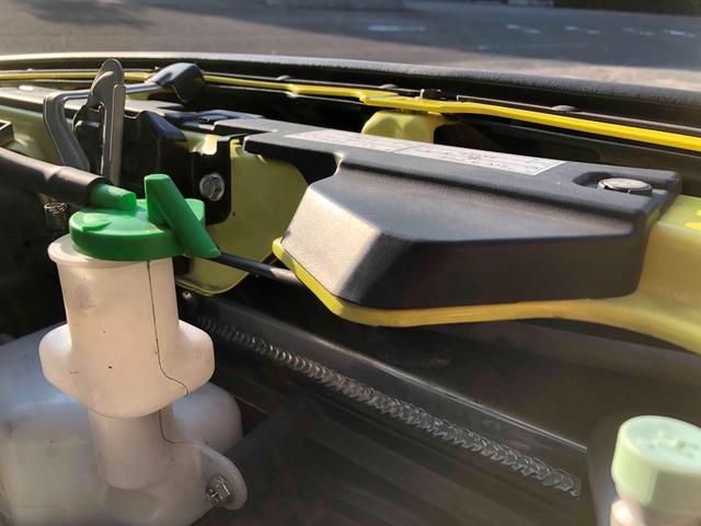 スイフトスポーツ ベースグレード　６速　グレッディ　エアインクスキット　外品ラジエター　１７インチホイールエンケイＰＦ０１　ドライブレコーダー　ＥＴＣ　ナビ　ＴＶ　　衝突被害軽減システムＬＥＤヘッドランプ　スマートキー　シートヒーター（34枚目）