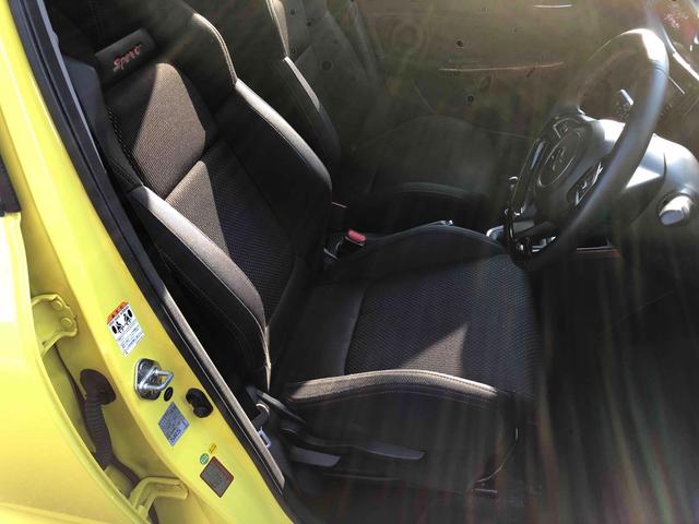 スイフトスポーツ ベースグレード　６速　グレッディ　エアインクスキット　外品ラジエター　１７インチホイールエンケイＰＦ０１　ドライブレコーダー　ＥＴＣ　ナビ　ＴＶ　　衝突被害軽減システムＬＥＤヘッドランプ　スマートキー　シートヒーター（44枚目）