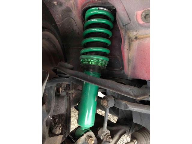 ユーノスロードスター Ｓスペシャル　５ＭＴ　テイン車高調　ハードトップ　モモステアリング　１５インチアルミホイール　オーバーフェンダー　ＣＤ　Ｂｌｕｅｔｏｏｔｈ　替つや消しブラック塗装　エアコン（20枚目）