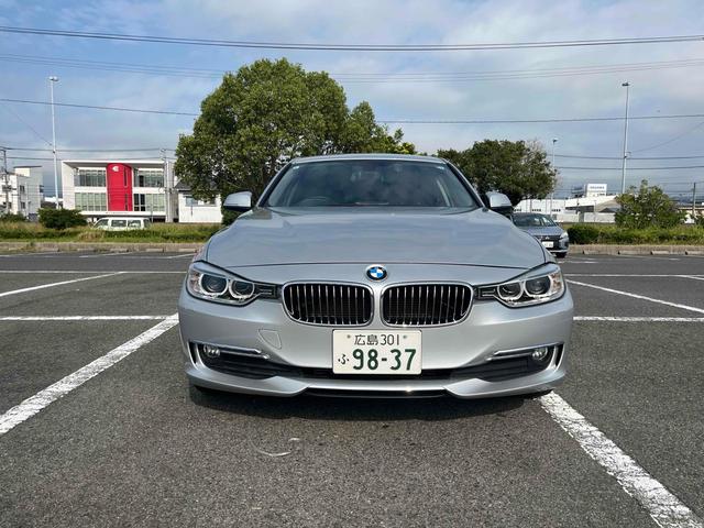 ３シリーズ 　ドライブレコーダー　バックカメラ　ナビ　クリアランスソナー　オートクルーズコントロール　アルミホイール　ターボ　スマートキー　アイドリングストップ　パワーシート　シートヒーター　ＡＴ　盗難防止　ＡＢＳ（12枚目）