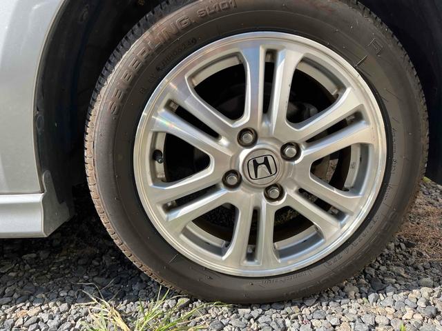 N-BOXカスタム G・Lパッケージ ETC 両側スライド・片側電動 ナビ TV HID スマートキー アイドリングストップ 電動格納ミラー ベンチシート CVT 盗難防止システム ABS ESC CD DVD再生 アルミホイール(23枚目)