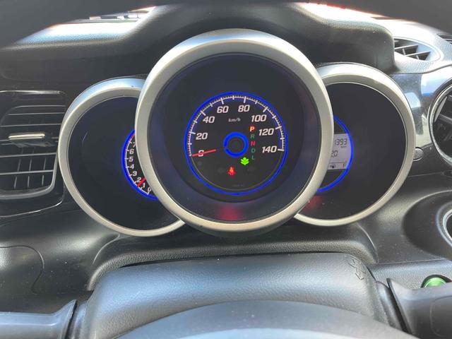 N-BOXカスタム G・Lパッケージ ETC 両側スライド・片側電動 ナビ TV HID スマートキー アイドリングストップ 電動格納ミラー ベンチシート CVT 盗難防止システム ABS ESC CD DVD再生 アルミホイール(41枚目)