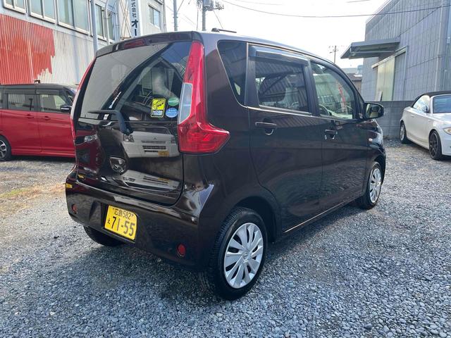 デイズ Ｊ　ＥＴＣ　衝突被害軽減システム　キーレスエントリー　電動格納ミラー　ベンチシート　ＣＶＴ　ＡＢＳ　ＥＳＣ　衝突安全ボディ　エアコン　パワーステアリング　パワーウィンドウ（7枚目）