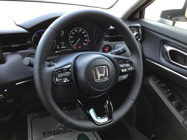 ヴェゼル e:HEV Z バックカメラ クリアランスソナー オートクルーズコントロール レーンアシスト 衝突被害軽減システム オートライト LEDヘッドランプ 電動リアゲート アルミホイール スマートキー 電動格納ミラー(6枚目)