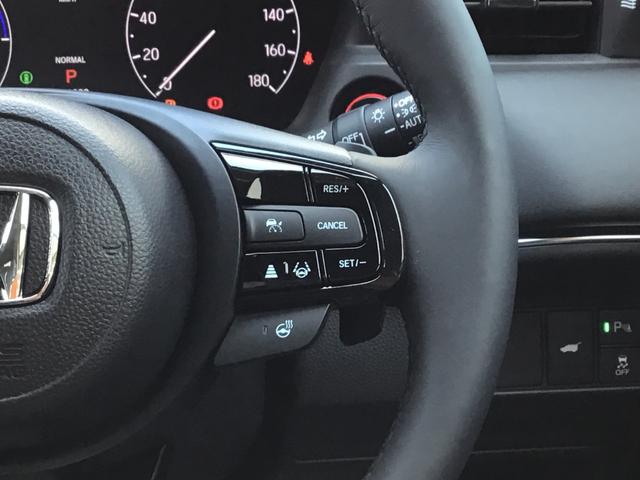 ヴェゼル e:HEV Z バックカメラ クリアランスソナー オートクルーズコントロール レーンアシスト 衝突被害軽減システム オートライト LEDヘッドランプ 電動リアゲート アルミホイール スマートキー 電動格納ミラー(11枚目)