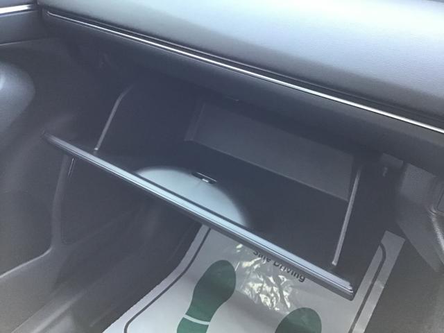 ヴェゼル e:HEV Z バックカメラ クリアランスソナー オートクルーズコントロール レーンアシスト 衝突被害軽減システム オートライト LEDヘッドランプ 電動リアゲート アルミホイール スマートキー 電動格納ミラー(27枚目)