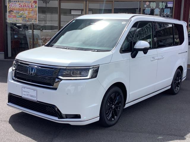 ステップワゴン e:HEVスパーダ 全周囲カメラ クリアランスソナー オートクルーズコントロール レーンアシスト パークアシスト 衝突被害軽減システム 両側電動スライドドア オートライト LEDヘッドランプ 電動リアゲート スマートキー(17枚目)