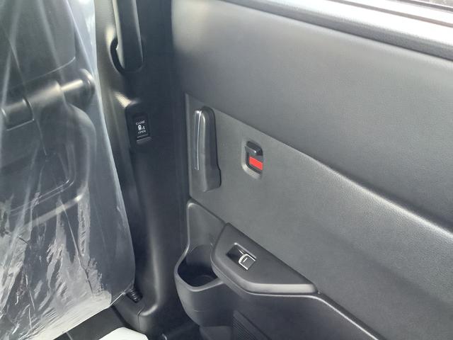 ステップワゴン e:HEVスパーダ 全周囲カメラ クリアランスソナー オートクルーズコントロール レーンアシスト パークアシスト 衝突被害軽減システム 両側電動スライドドア オートライト LEDヘッドランプ 電動リアゲート スマートキー(31枚目)