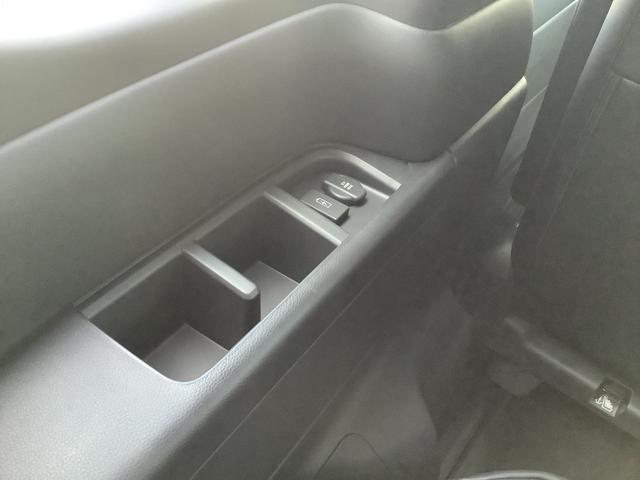 ステップワゴン e:HEVスパーダ 全周囲カメラ クリアランスソナー オートクルーズコントロール レーンアシスト パークアシスト 衝突被害軽減システム 両側電動スライドドア オートライト LEDヘッドランプ 電動リアゲート スマートキー(34枚目)