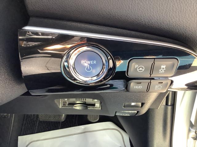 プリウス Sセーフティプラス ETC クリアランスソナー レーンアシスト オートクルーズコントロール パークアシスト 衝突被害軽減システム バックカメラ TV アルミホイール オートマチックハイビーム オートライト(11枚目)