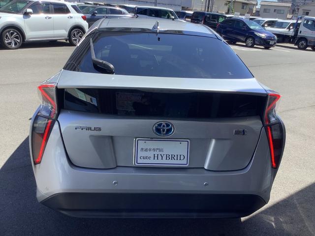 プリウス Sセーフティプラス ETC クリアランスソナー レーンアシスト オートクルーズコントロール パークアシスト 衝突被害軽減システム バックカメラ TV アルミホイール オートマチックハイビーム オートライト(18枚目)