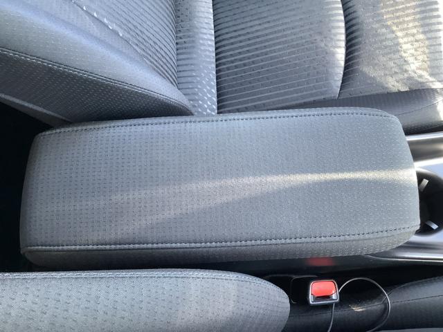 プリウス Sセーフティプラス ETC クリアランスソナー レーンアシスト オートクルーズコントロール パークアシスト 衝突被害軽減システム バックカメラ TV アルミホイール オートマチックハイビーム オートライト(35枚目)