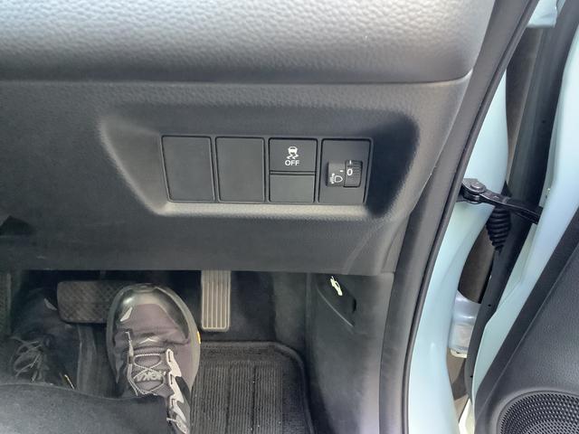 フィット ホーム　ＥＴＣ　バックカメラ　クリアランスソナー　オートクルーズコントロール　レーンアシスト　衝突被害軽減システム　オートライト　ＬＥＤヘッドランプ　スマートキー　電動格納ミラー　ＣＶＴ　盗難防止システム（14枚目）