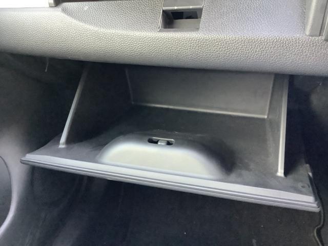 フィット ホーム　ＥＴＣ　バックカメラ　クリアランスソナー　オートクルーズコントロール　レーンアシスト　衝突被害軽減システム　オートライト　ＬＥＤヘッドランプ　スマートキー　電動格納ミラー　ＣＶＴ　盗難防止システム（27枚目）