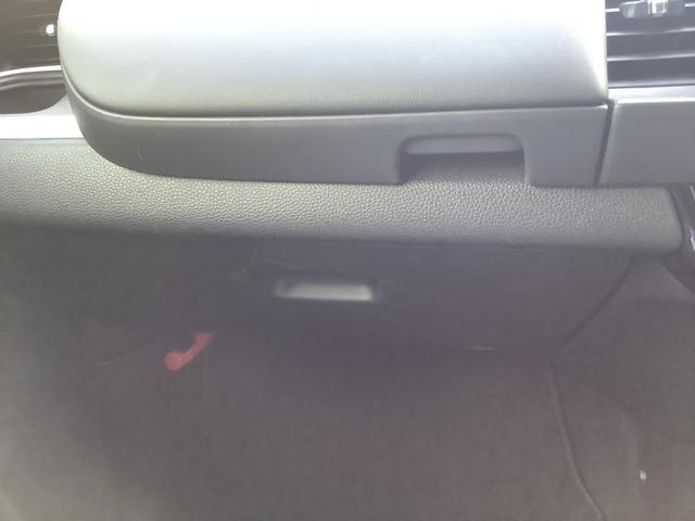 フィット ホーム　ＥＴＣ　バックカメラ　クリアランスソナー　オートクルーズコントロール　レーンアシスト　衝突被害軽減システム　オートライト　ＬＥＤヘッドランプ　スマートキー　電動格納ミラー　ＣＶＴ　盗難防止システム（31枚目）