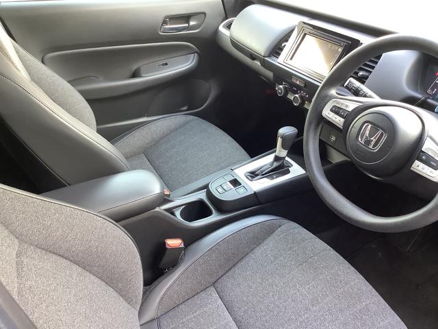 フィット ホーム　ＥＴＣ　バックカメラ　クリアランスソナー　オートクルーズコントロール　レーンアシスト　衝突被害軽減システム　オートライト　ＬＥＤヘッドランプ　スマートキー　電動格納ミラー　ＣＶＴ　盗難防止システム（32枚目）