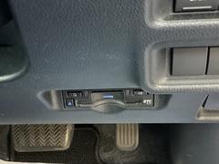 高速走行もスムーズにお支払いが可能な【ＥＴＣ】ご納車までにセットアップを行い、ご納車時にはご利用いただけるようにいたします。 4