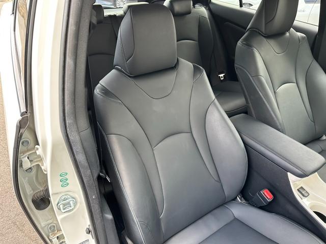 プリウス Aツーリングセレクション 純正9インチナビ HUD シートヒーター レーダークルーズ オートハイビーム クリソナ BSM LEDヘッドライト 17インチAW ブラックレザー ETC フルセグ バックカメラ Bluetooth(12枚目)