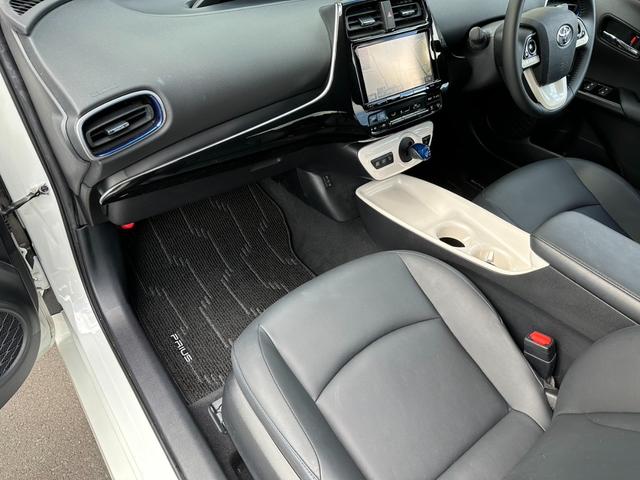 プリウス Aツーリングセレクション 純正9インチナビ HUD シートヒーター レーダークルーズ オートハイビーム クリソナ BSM LEDヘッドライト 17インチAW ブラックレザー ETC フルセグ バックカメラ Bluetooth(22枚目)