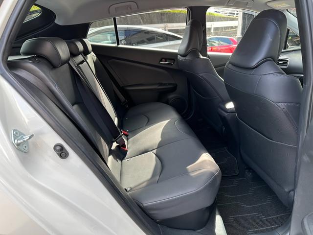 プリウス Aツーリングセレクション 純正9インチナビ HUD シートヒーター レーダークルーズ オートハイビーム クリソナ BSM LEDヘッドライト 17インチAW ブラックレザー ETC フルセグ バックカメラ Bluetooth(50枚目)