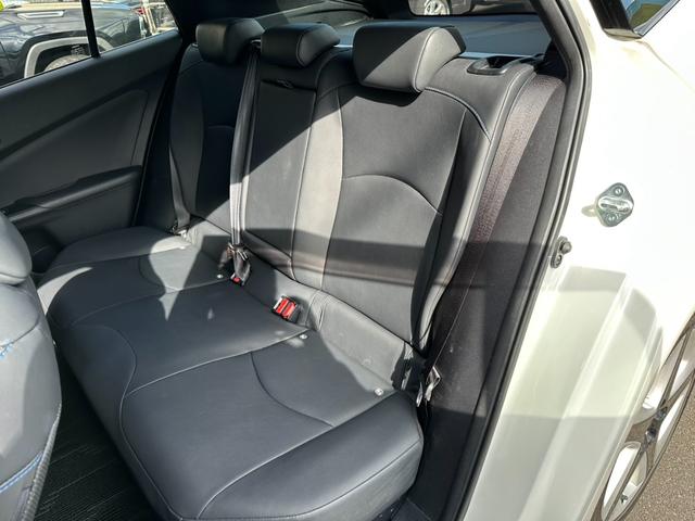 プリウス Aツーリングセレクション 純正9インチナビ HUD シートヒーター レーダークルーズ オートハイビーム クリソナ BSM LEDヘッドライト 17インチAW ブラックレザー ETC フルセグ バックカメラ Bluetooth(52枚目)