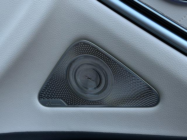 Sクラス S500 4マチック AMGライン レザーエクスクルーシブPKG ベーシックPKG 3Dブルメスター 3Dコックピット HUD 白革 パノラマルーフ 360°カメラ パフュームアトマイザー アンビエントライト 前後ドラレコ クリソナ(19枚目)