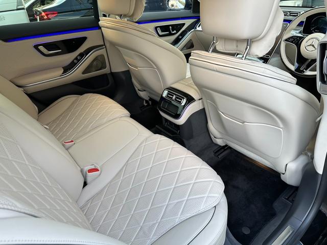 Sクラス S500 4マチック AMGライン レザーエクスクルーシブPKG ベーシックPKG 3Dブルメスター 3Dコックピット HUD 白革 パノラマルーフ 360°カメラ パフュームアトマイザー アンビエントライト 前後ドラレコ クリソナ(59枚目)