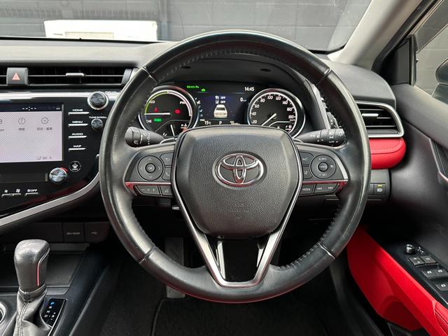 カムリ WSブラックエディション TRDエアロ TRDマフラー JBL DVD 電動シート レザーシート レーダークルーズ オートハイビーム セーフティセンス シートヒーター クリアランスソナー BSM ドラレコ前後 バックカメラ(40枚目)