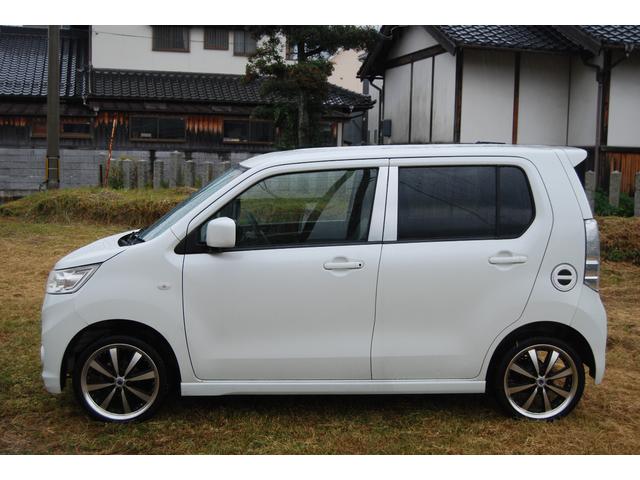 ワゴンＲスティングレー Ｘ　スマートキー　プッシュスタート　社外ナビＴＶ　ＥＴＣ　革調シートカバー　社外ホイール　ＨＩＤライト　フォグランプ　タイミングチェーン（7枚目）